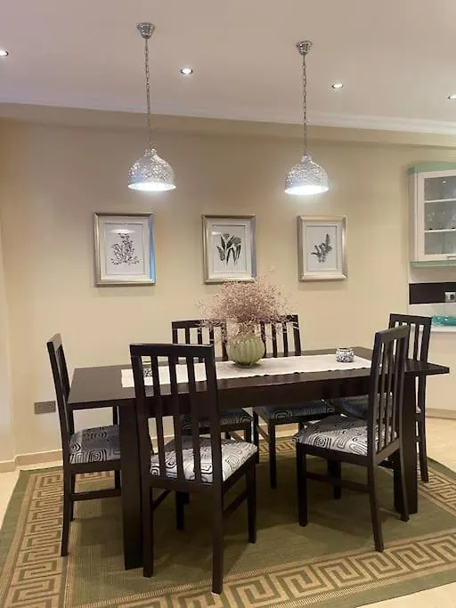 Stylish Central Apartment Τίρανα